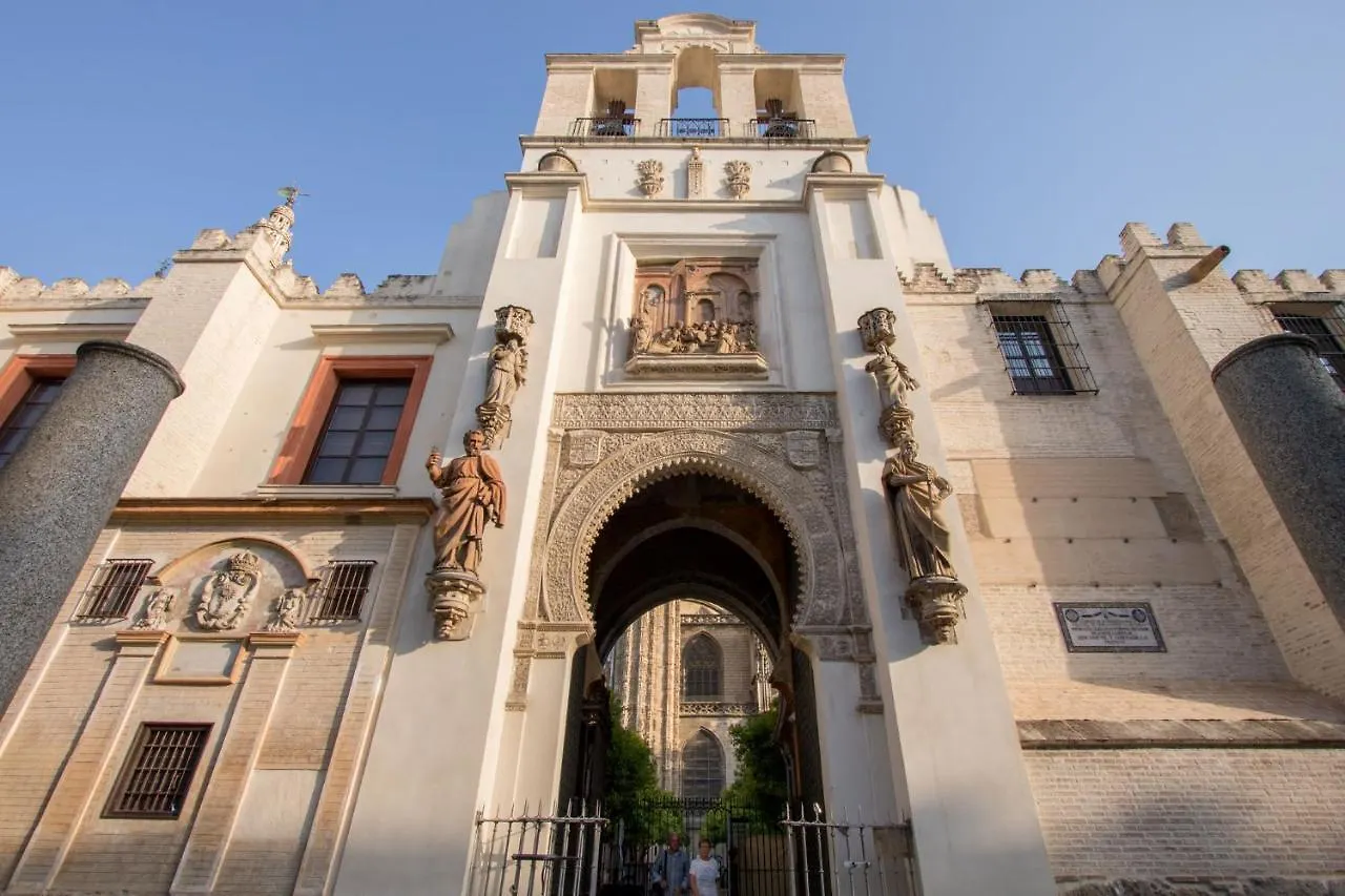 Archeros Skyview Seville 0*,